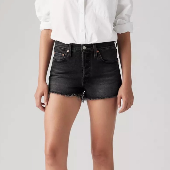Levi's 501® Original Fit High Rise Shorts - Picture 1 of 4